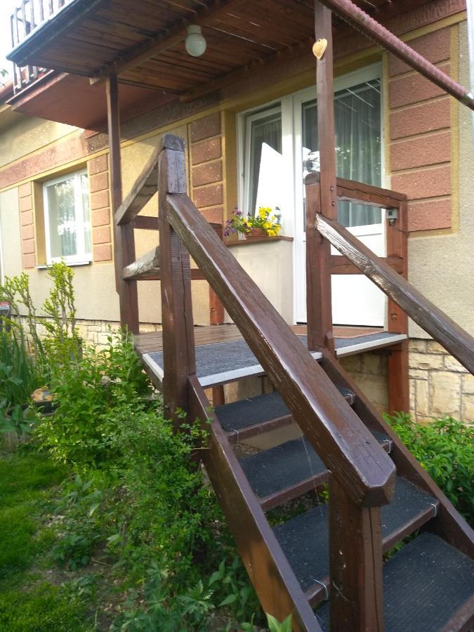 Hrncirna Leilighet Kněževes Eksteriør bilde